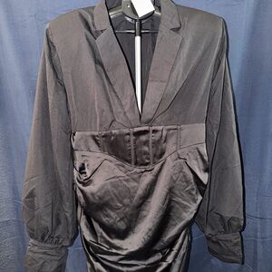 🔥 PrettyLittleThing Plus Black Corset Waist Blazer Dress – Size 16 (NWT)